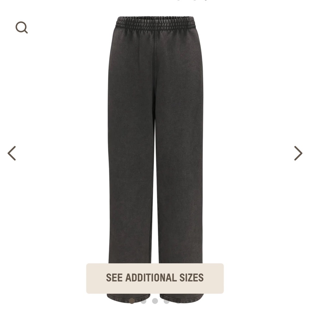 Skims sweatshirt and sweatpants set